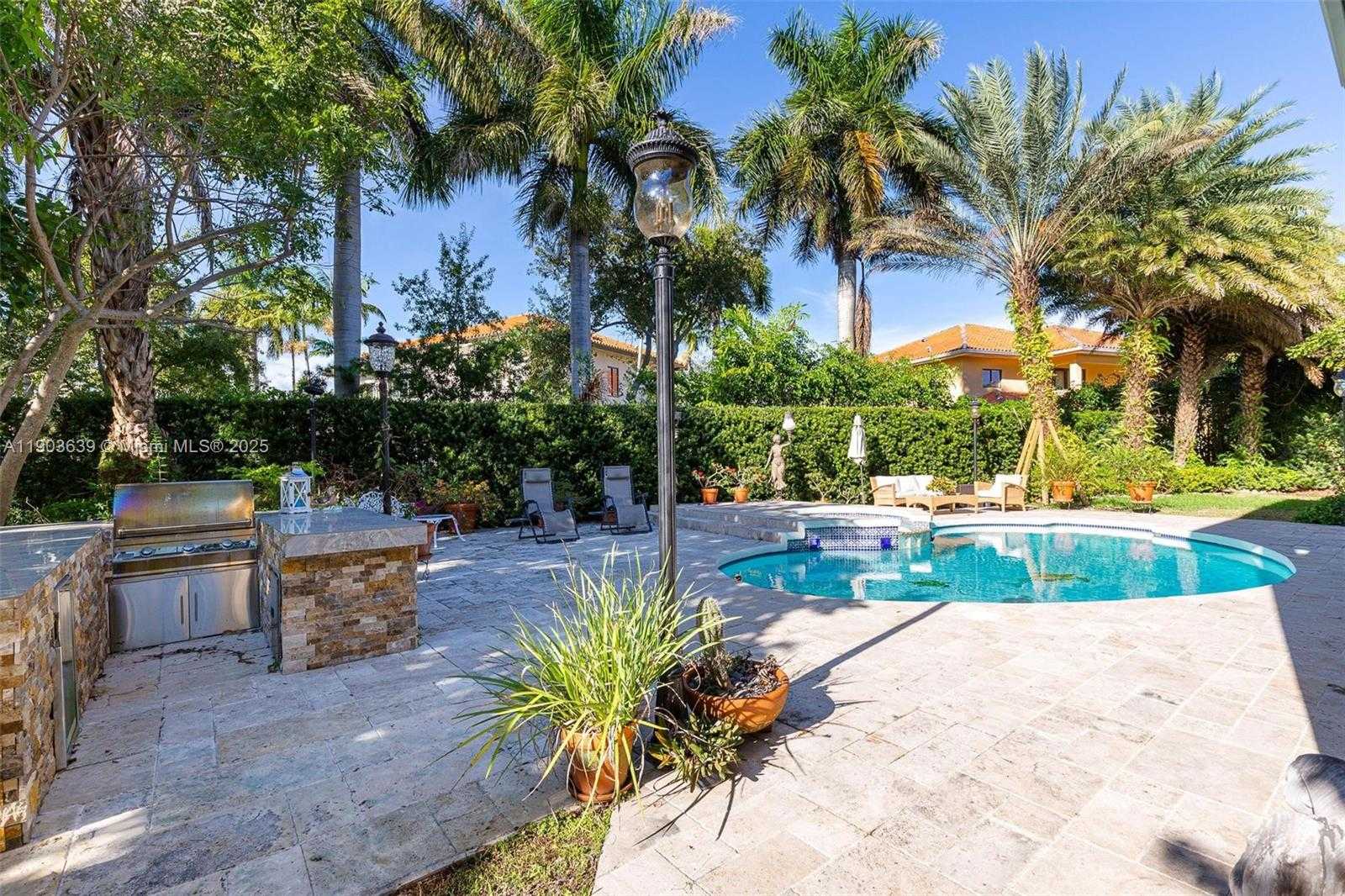 Small Image of 7587 SOUTH WEST 189TH ST, Cutler Bay Number 14