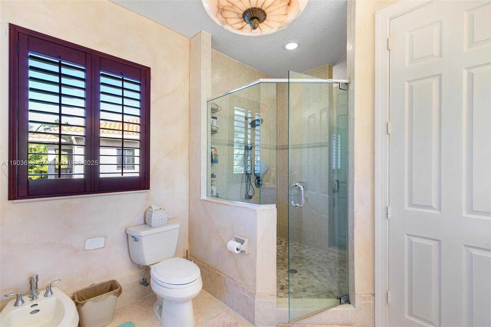 Small Image of 7587 SOUTH WEST 189TH ST, Cutler Bay Number 44