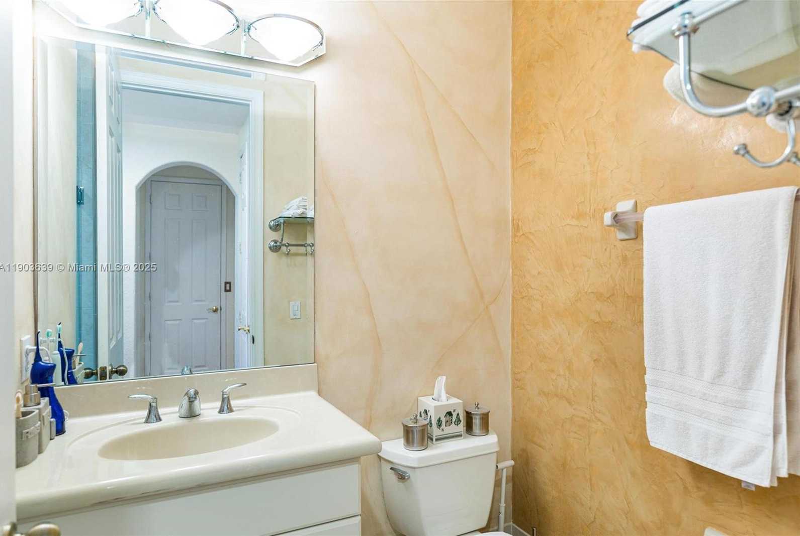 Small Image of 7587 SOUTH WEST 189TH ST, Cutler Bay Number 45