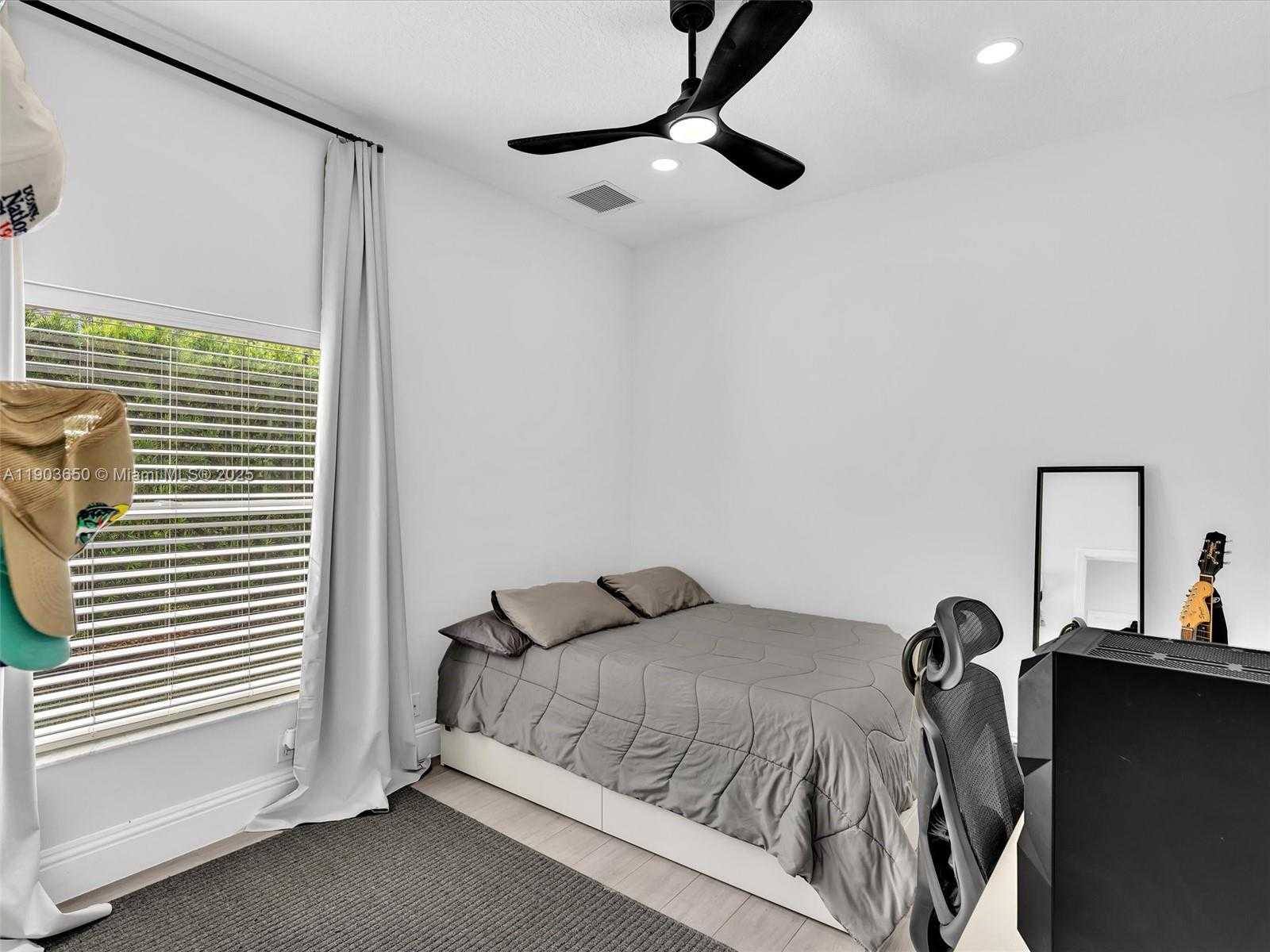 Small Image of 5039 NORTH WEST 124TH WAY, Coral Springs Number 35