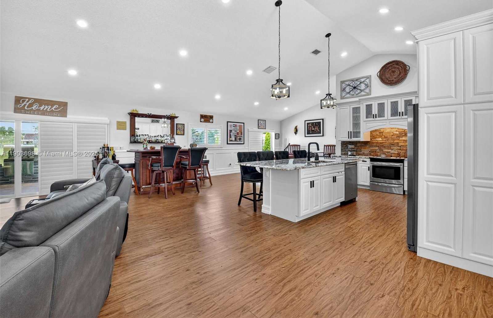 Small Image of 9505 MAJESTIC WAY, Boynton Beach Number 12