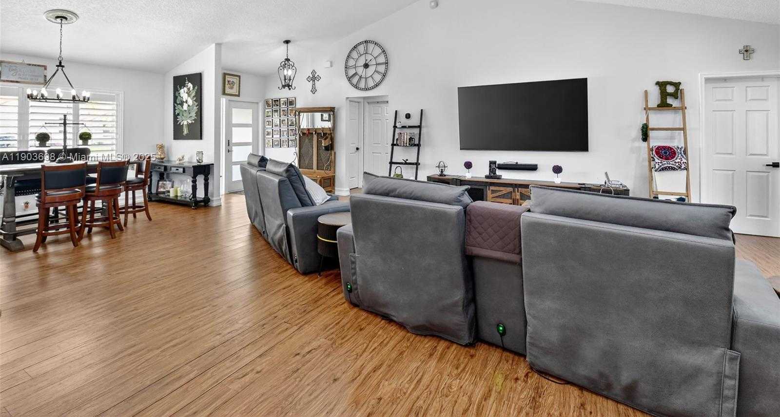 Small Image of 9505 MAJESTIC WAY, Boynton Beach Number 17