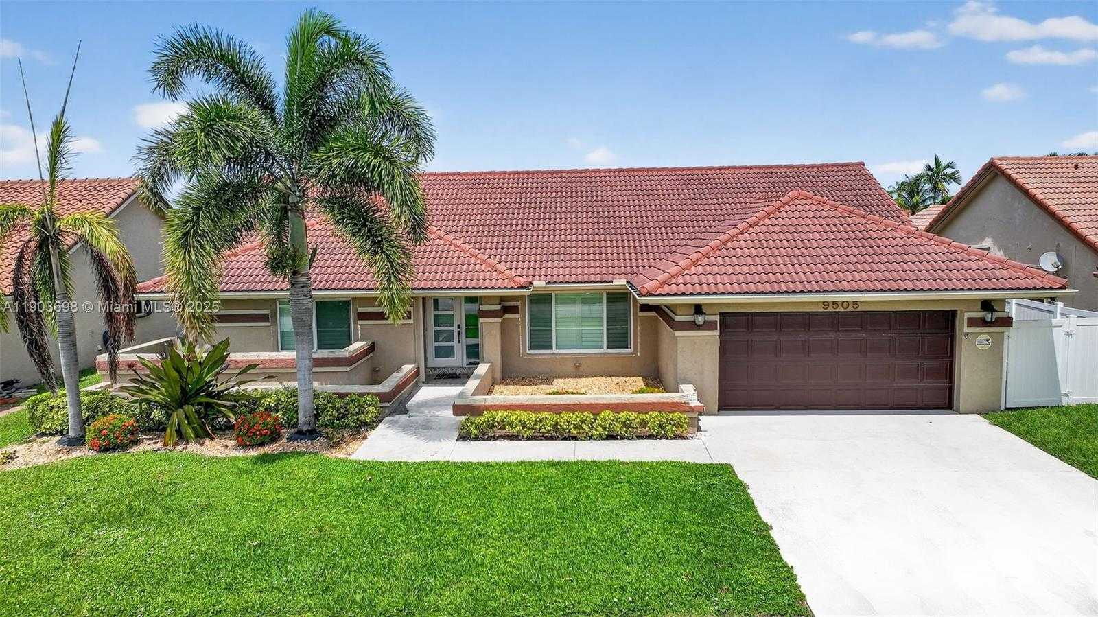Small Image of 9505 MAJESTIC WAY, Boynton Beach Number 2