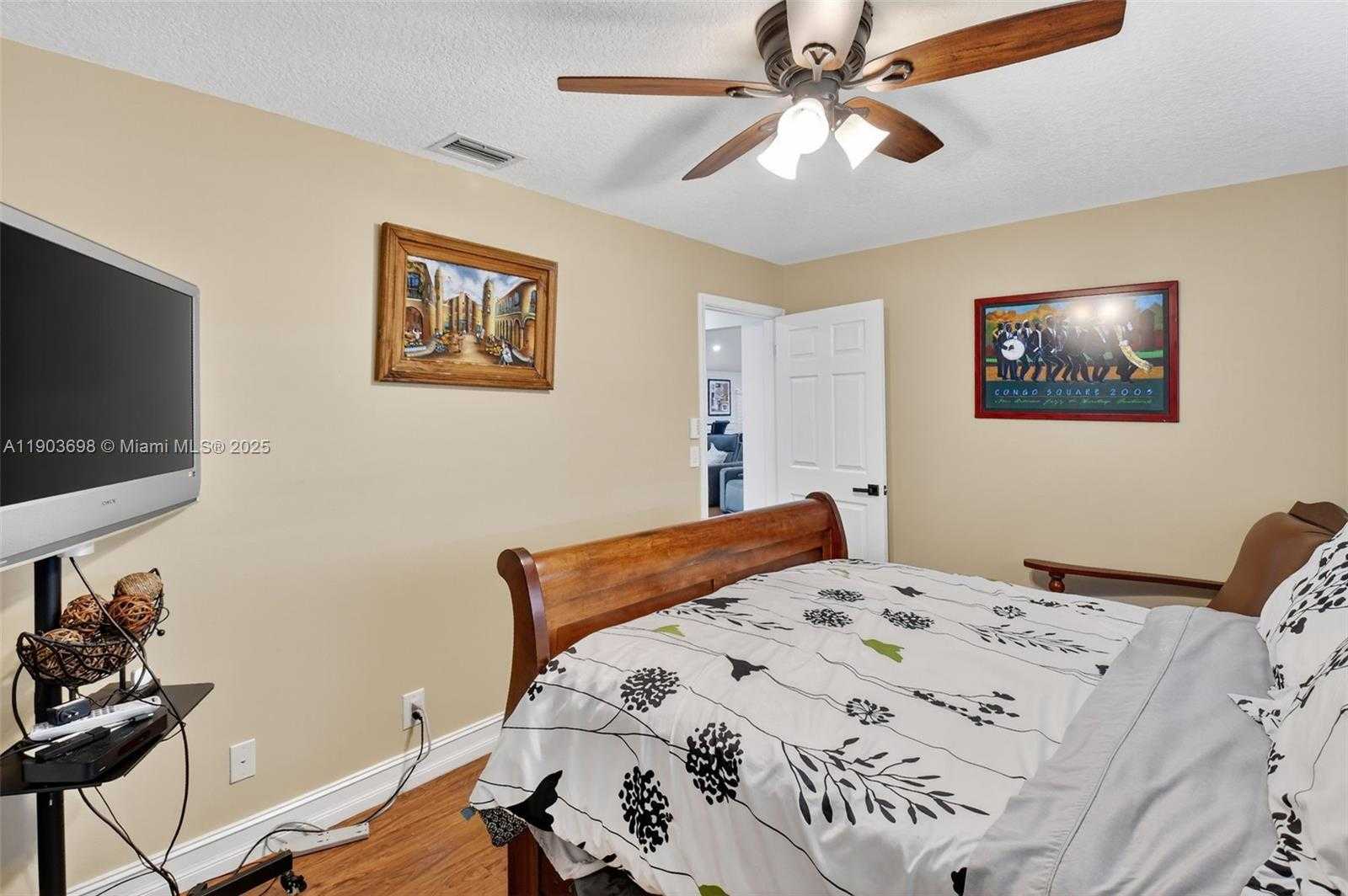 Small Image of 9505 MAJESTIC WAY, Boynton Beach Number 34