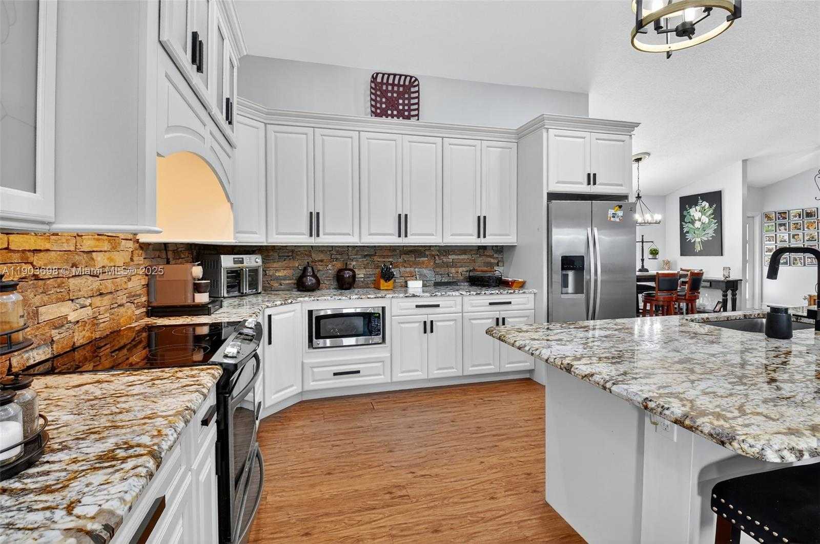 Small Image of 9505 MAJESTIC WAY, Boynton Beach Number 5