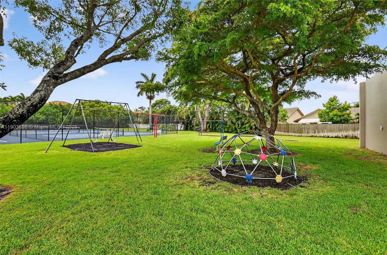 Small Image of 9505 MAJESTIC WAY, Boynton Beach Number 74