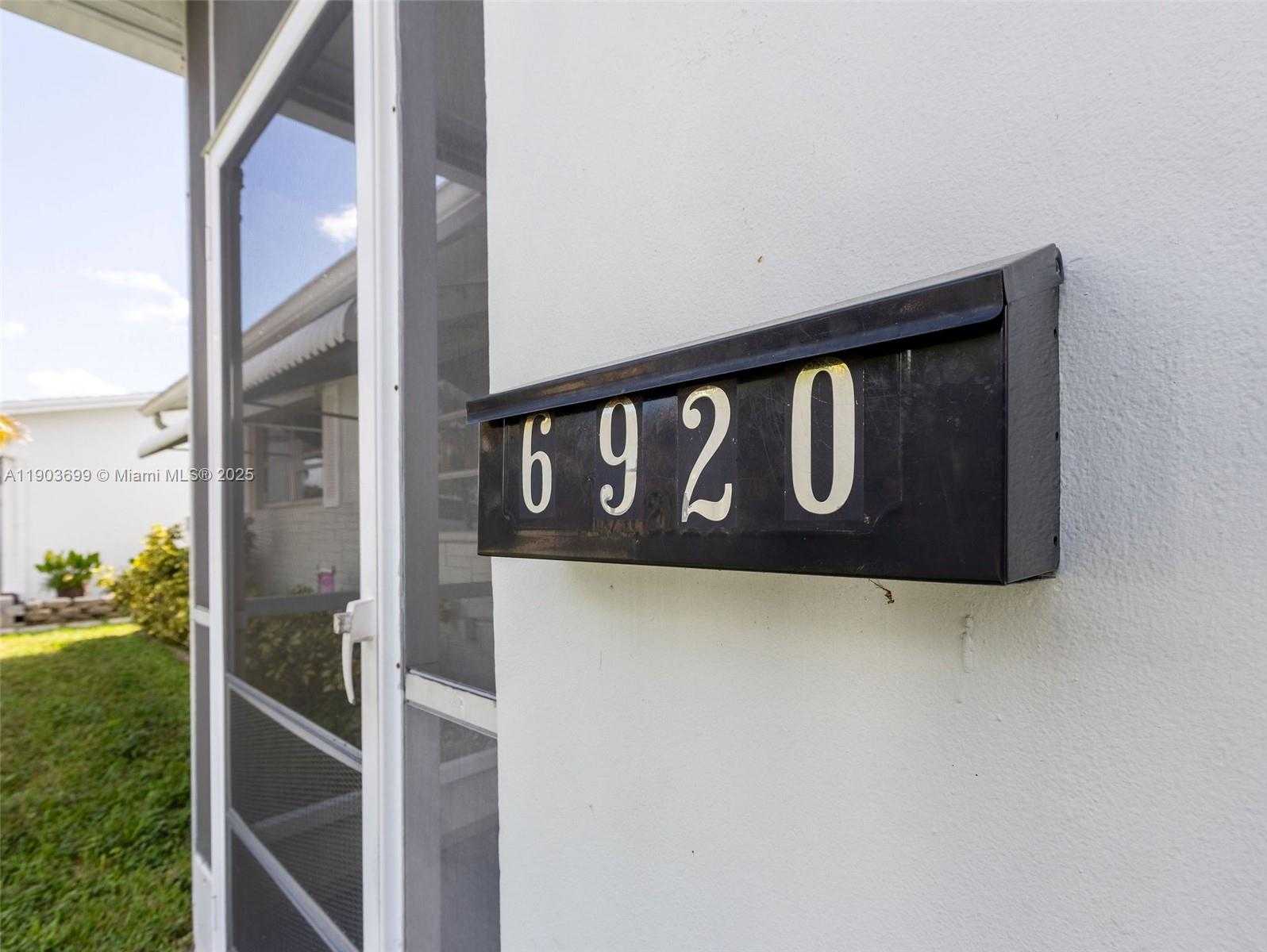 Small Image of 6920 NORTH WEST 16TH ST, Margate Number 44