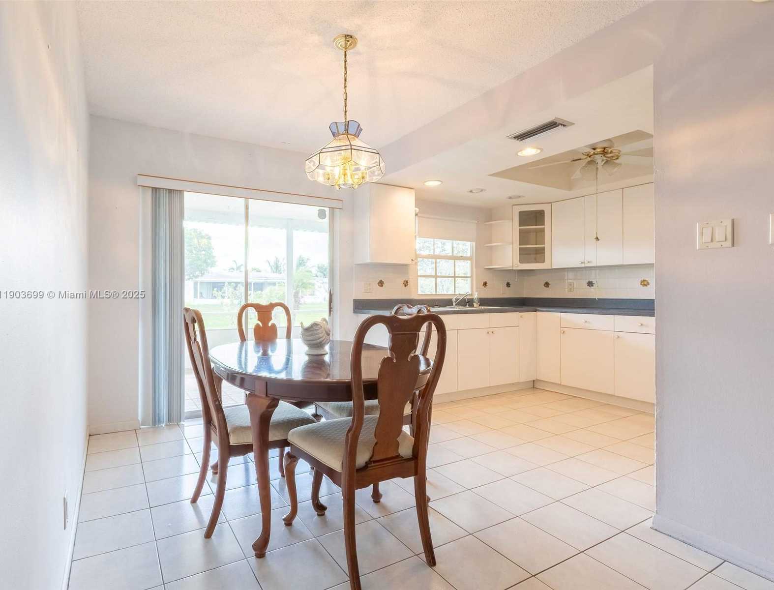 Small Image of 6920 NORTH WEST 16TH ST, Margate Number 7