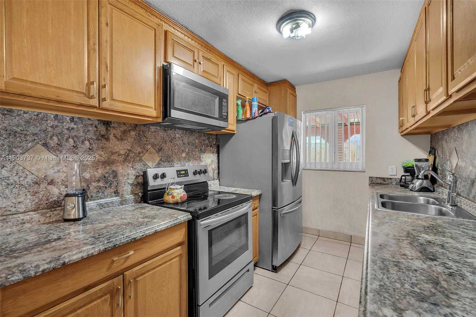 Small Image of Miami Gardens Number 13