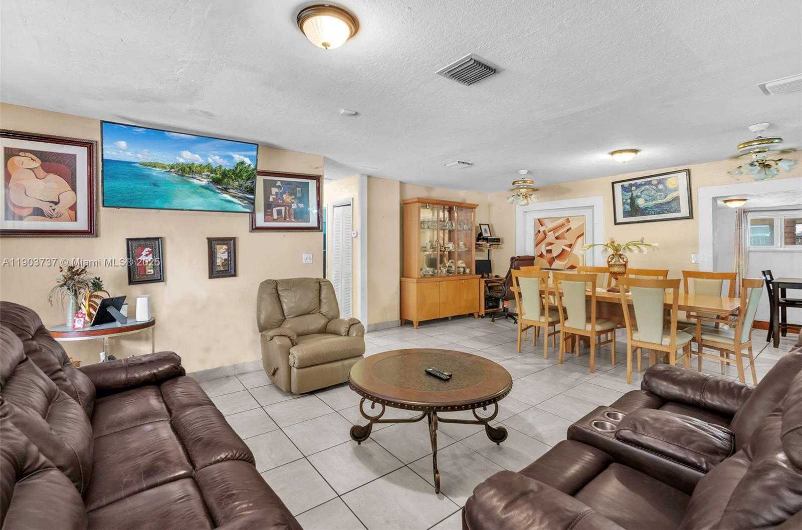 Small Image of Miami Gardens Number 16