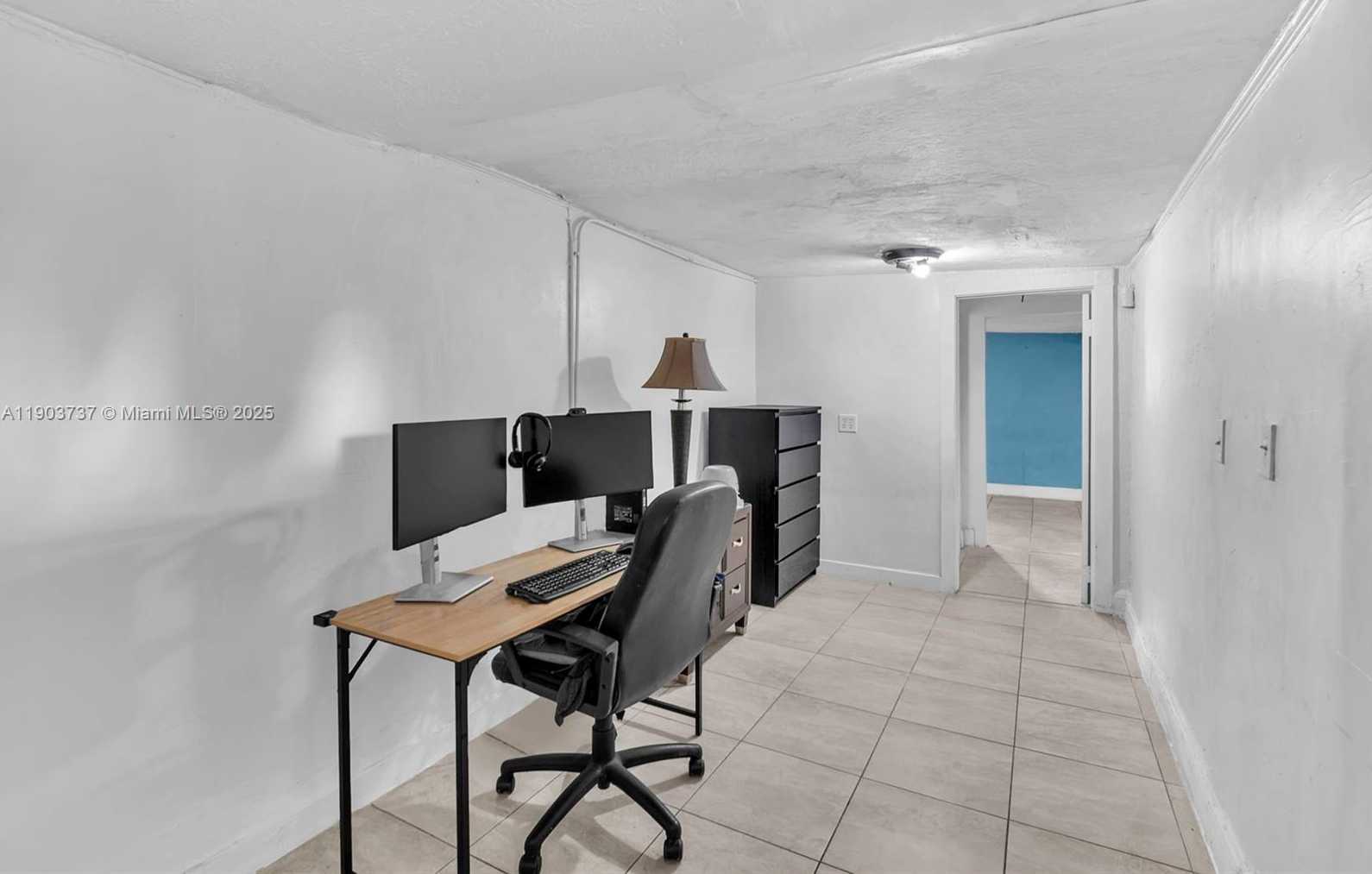 Small Image of Miami Gardens Number 23