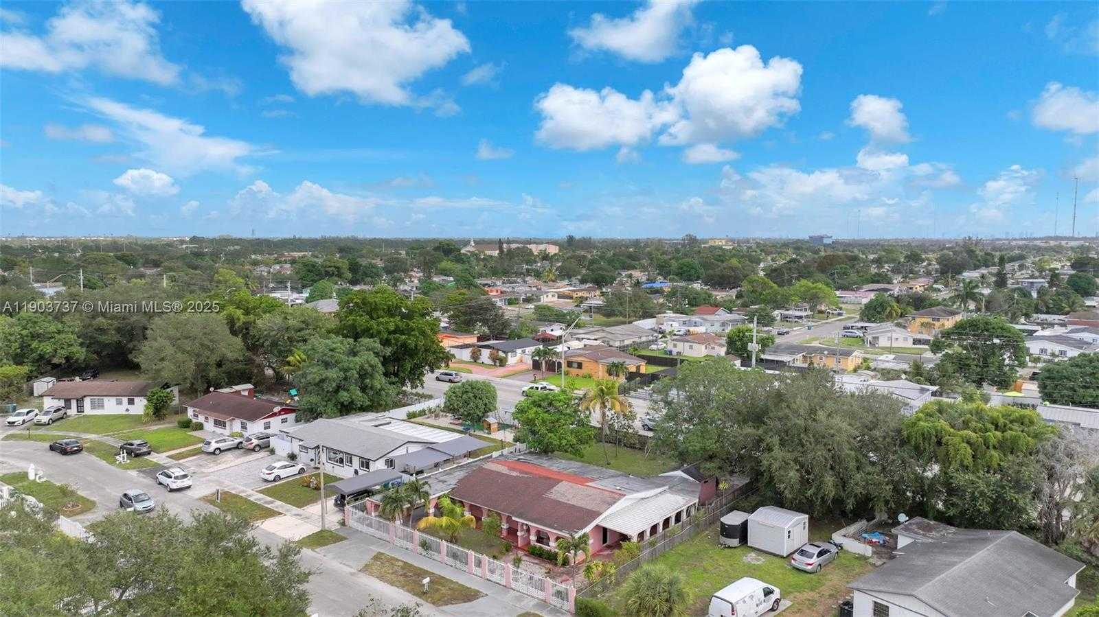 Small Image of Miami Gardens Number 34