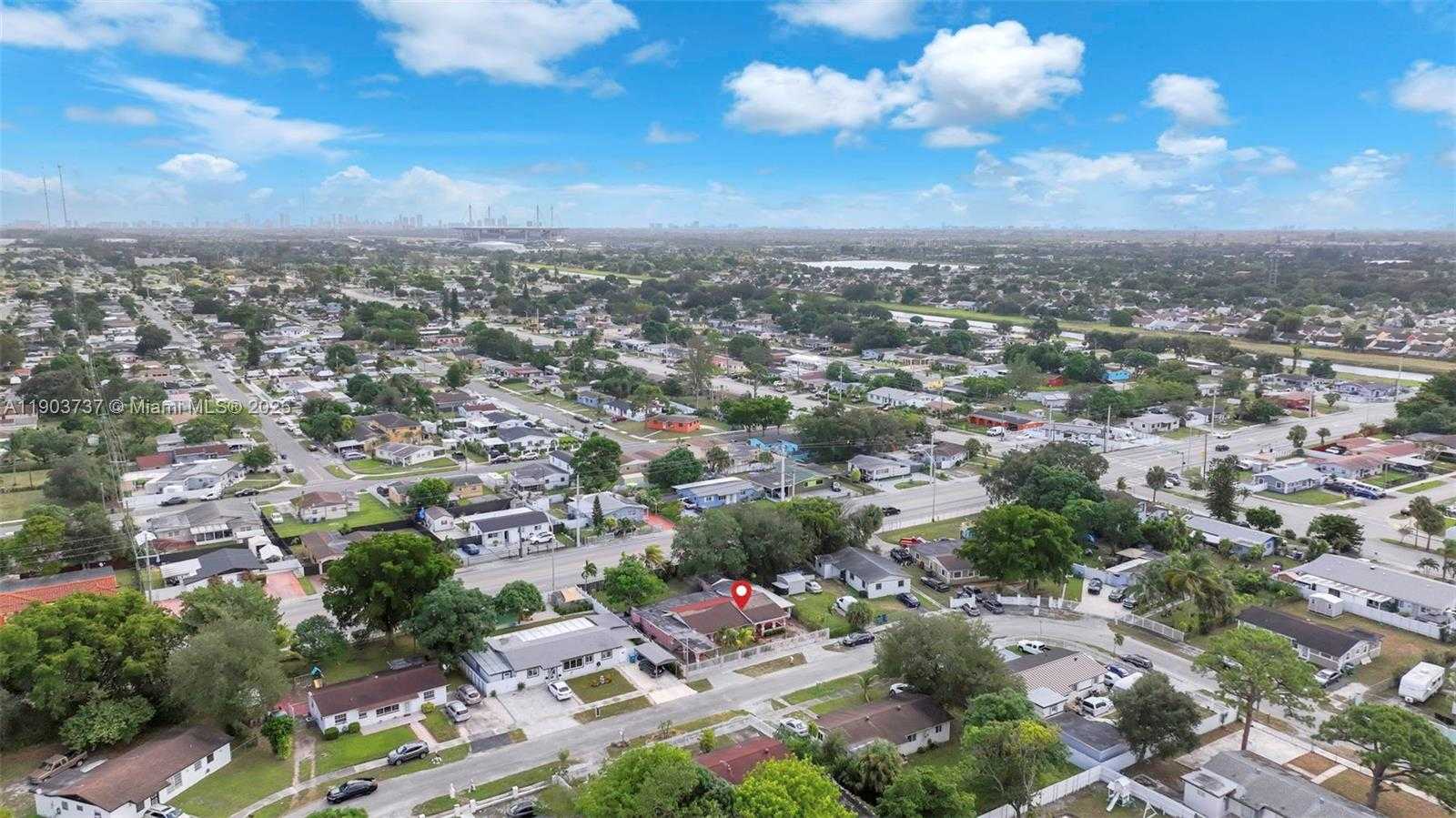 Small Image of Miami Gardens Number 40