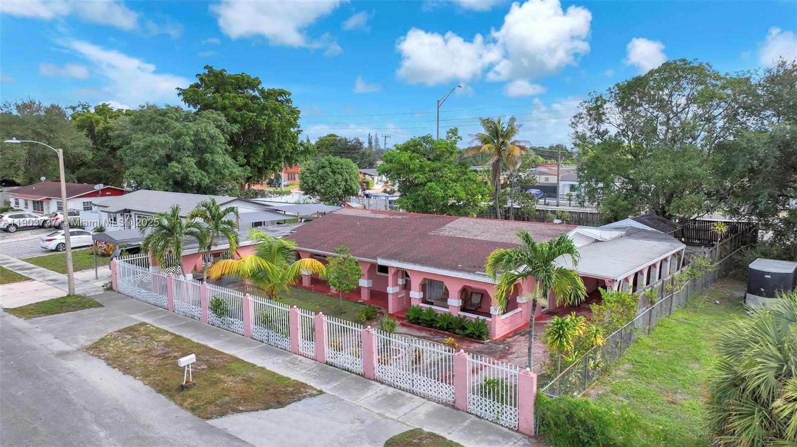 Small Image of Miami Gardens Number 41