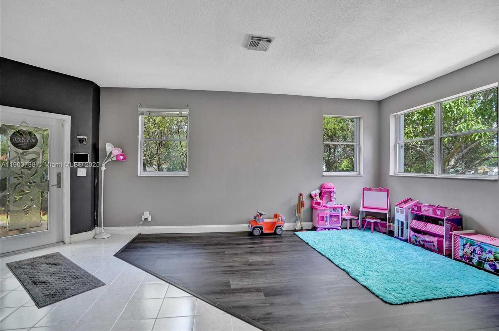 Small Image of 218 NORTH WEST 75TH TER, Plantation Number 4