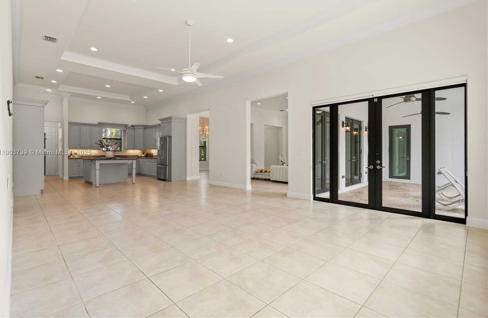 Small Image of 4415 PARKSIDE RD, Davie Number 20