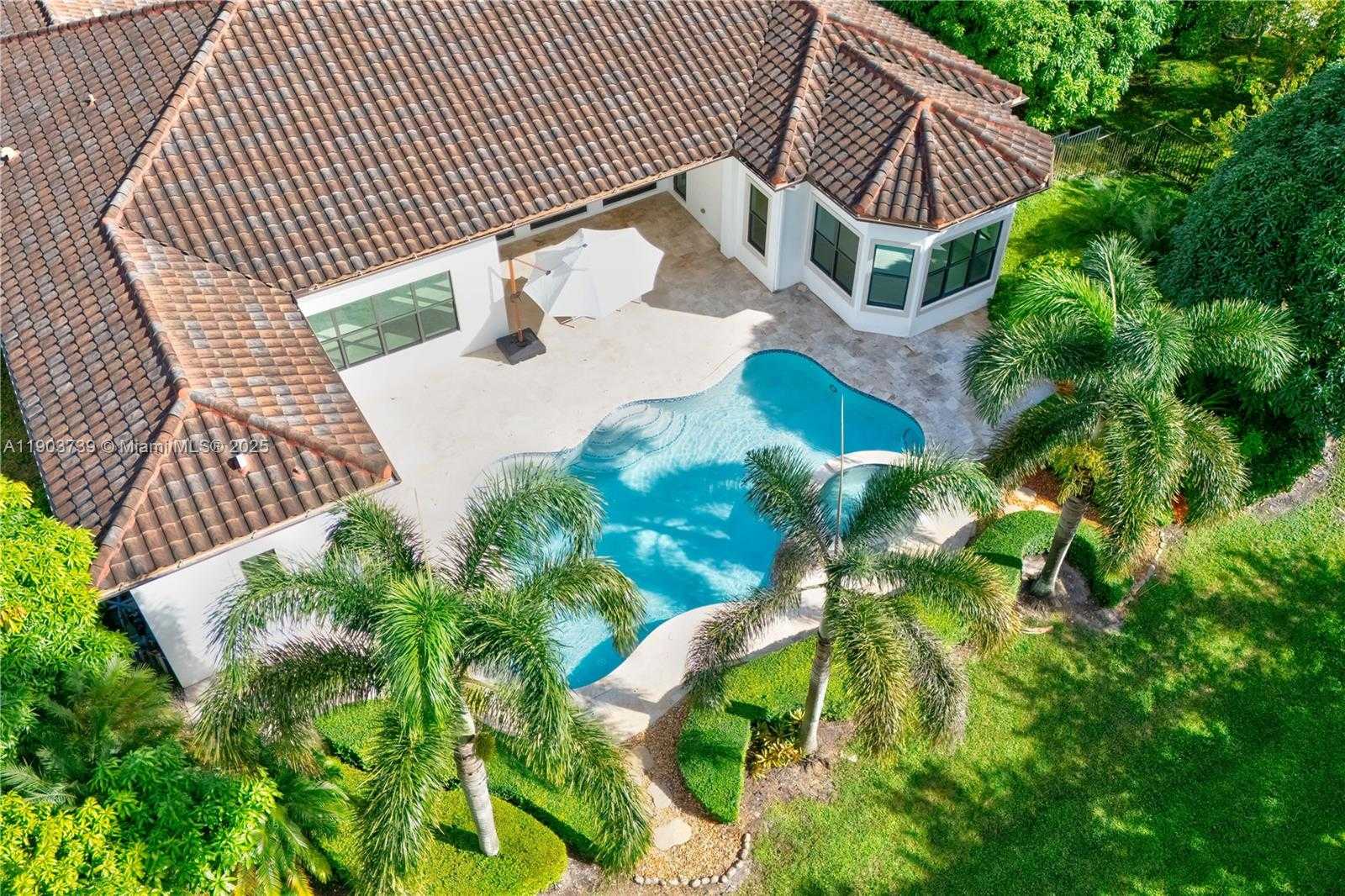 Small Image of 4415 PARKSIDE RD, Davie Number 25