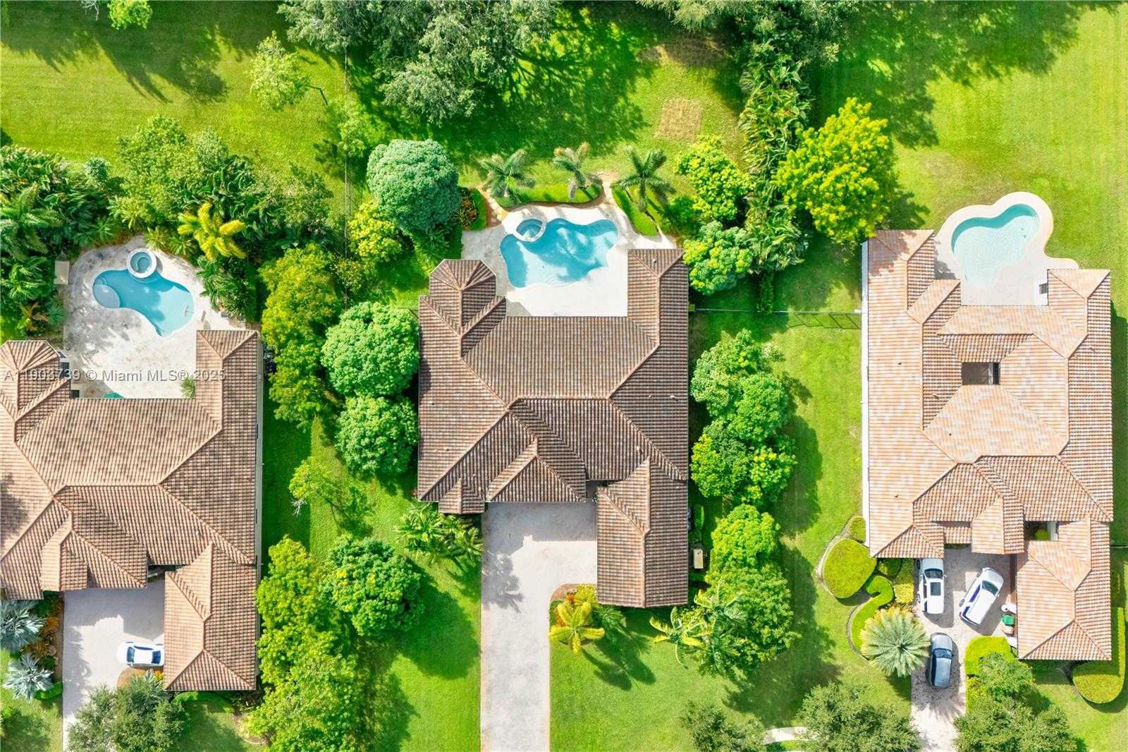 Small Image of 4415 PARKSIDE RD, Davie Number 45