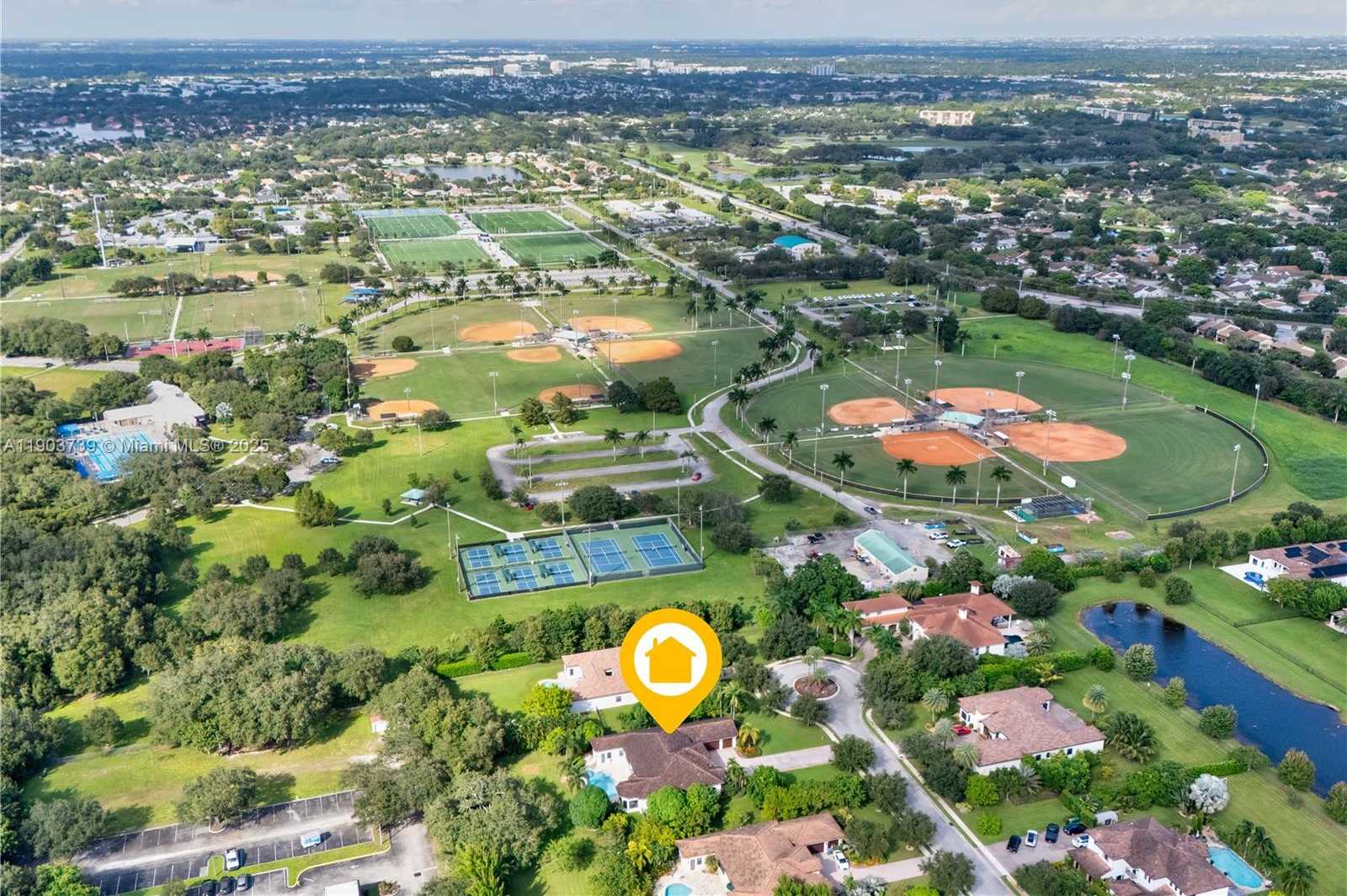 Small Image of 4415 PARKSIDE RD, Davie Number 49