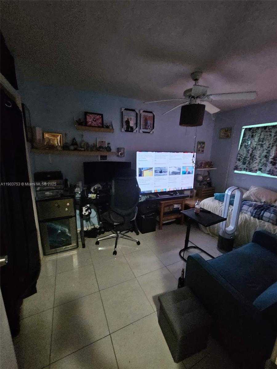 Small Image of 9590 NORTH WEST 21ST MNR, Sunrise Number 21