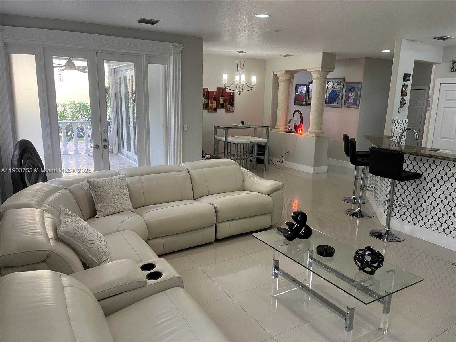 Small Image of 16801 SOUTH WEST 38 STREET, Miramar Number 12