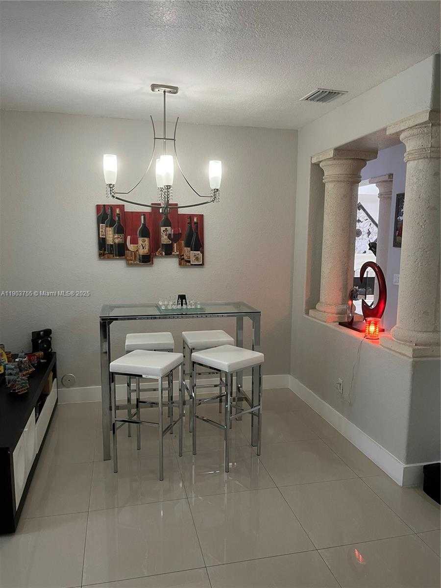 Small Image of 16801 SOUTH WEST 38 STREET, Miramar Number 18