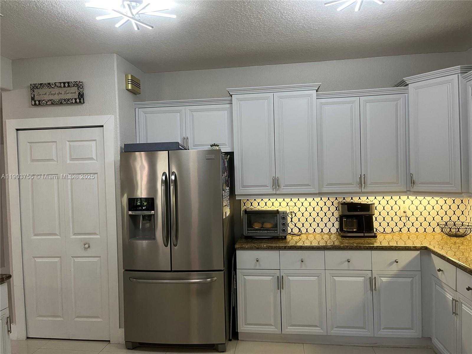 Small Image of 16801 SOUTH WEST 38 STREET, Miramar Number 22