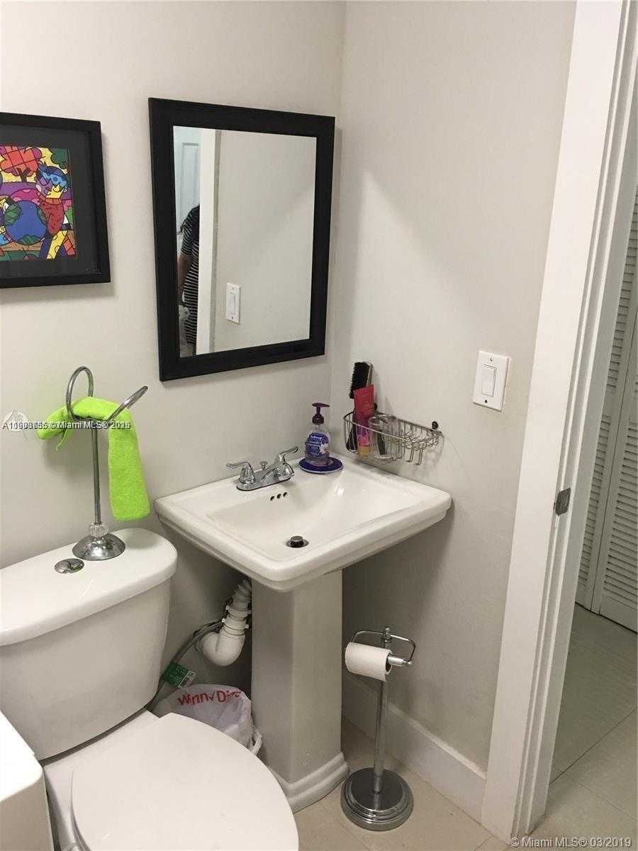 Small Image of 16801 SOUTH WEST 38 STREET, Miramar Number 28