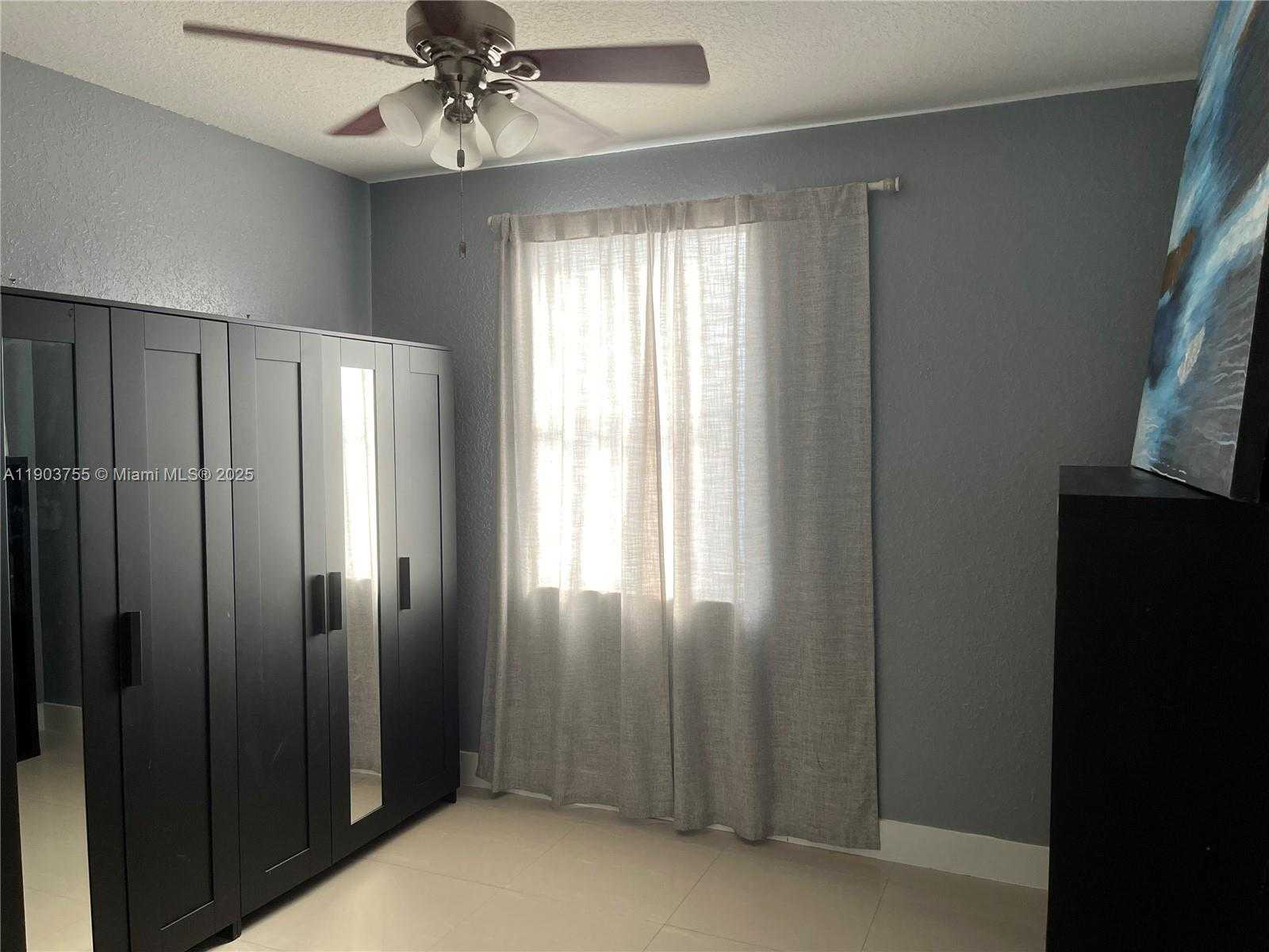 Small Image of 16801 SOUTH WEST 38 STREET, Miramar Number 30