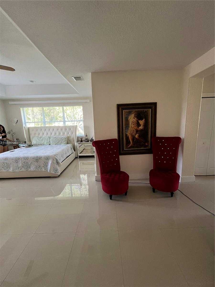 Small Image of 16801 SOUTH WEST 38 STREET, Miramar Number 41