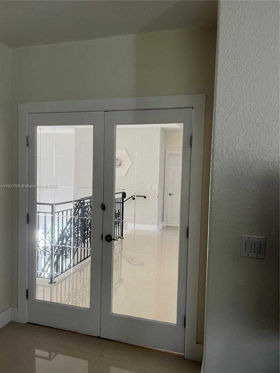 Small Image of 16801 SOUTH WEST 38 STREET, Miramar Number 45