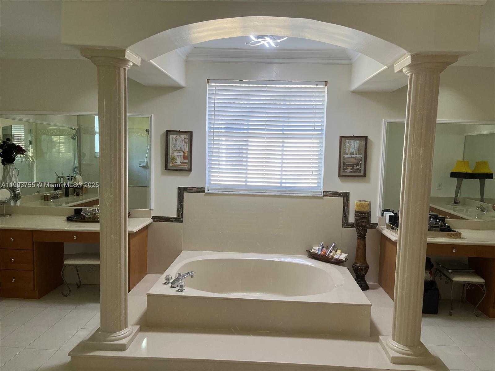 Small Image of 16801 SOUTH WEST 38 STREET, Miramar Number 48