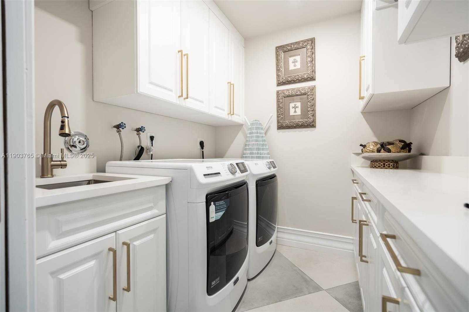 Small Image of 61 NORTH WEST 128TH AVE, Plantation Number 17