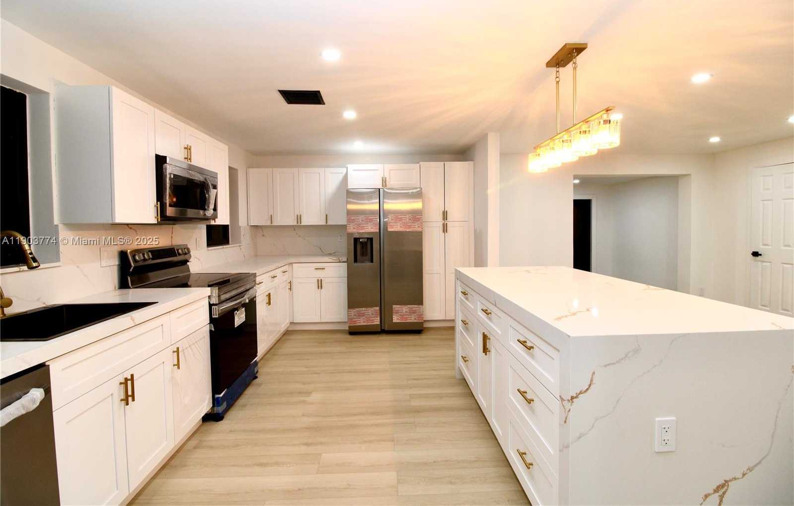 Small Image of 3611 NORTH EAST 17TH AVE, Pompano Beach Number 9