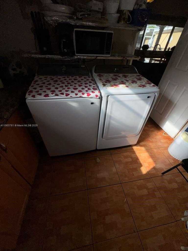 Small Image of 6391 SOUTH WEST 34TH ST, Miramar Number 28