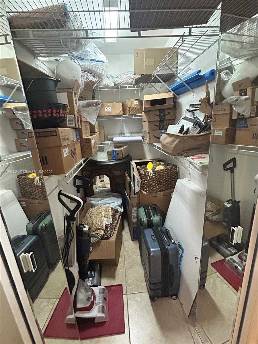 Small Image of 6341 EAST 6TH AVE, Hialeah Number 13