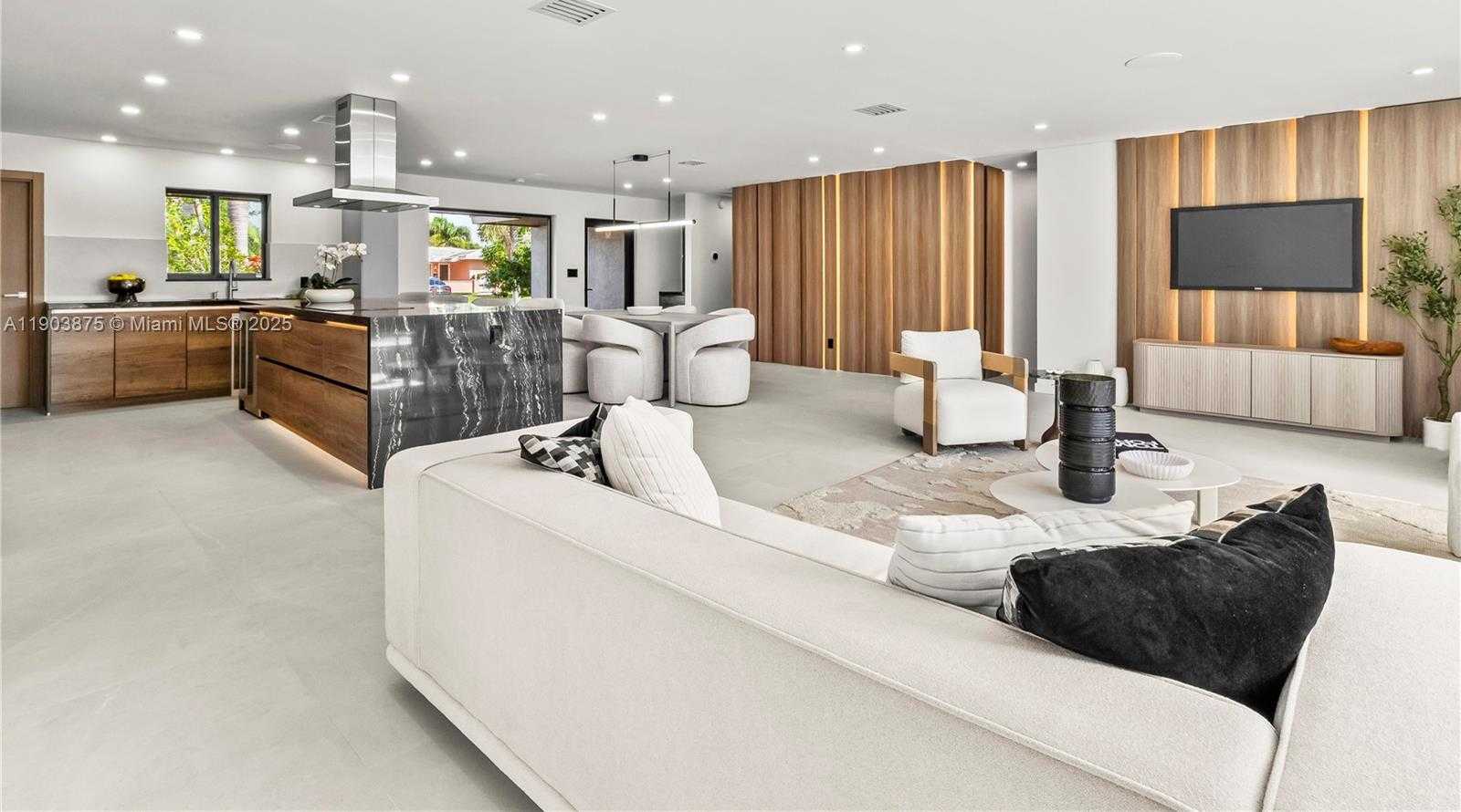 Small Image of 2108 NORTH EAST 63RD ST, Fort Lauderdale Number 11