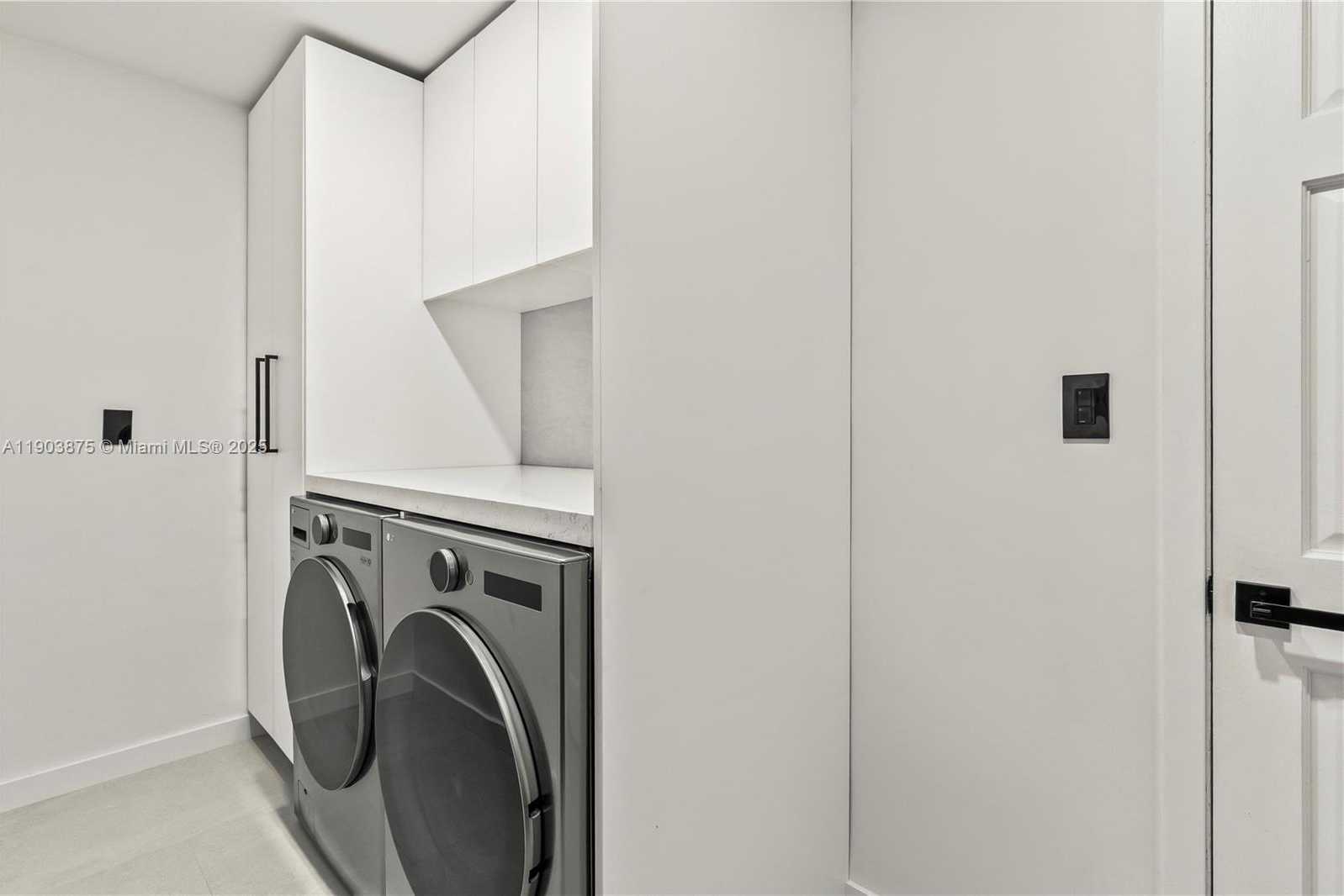 Small Image of 2108 NORTH EAST 63RD ST, Fort Lauderdale Number 16