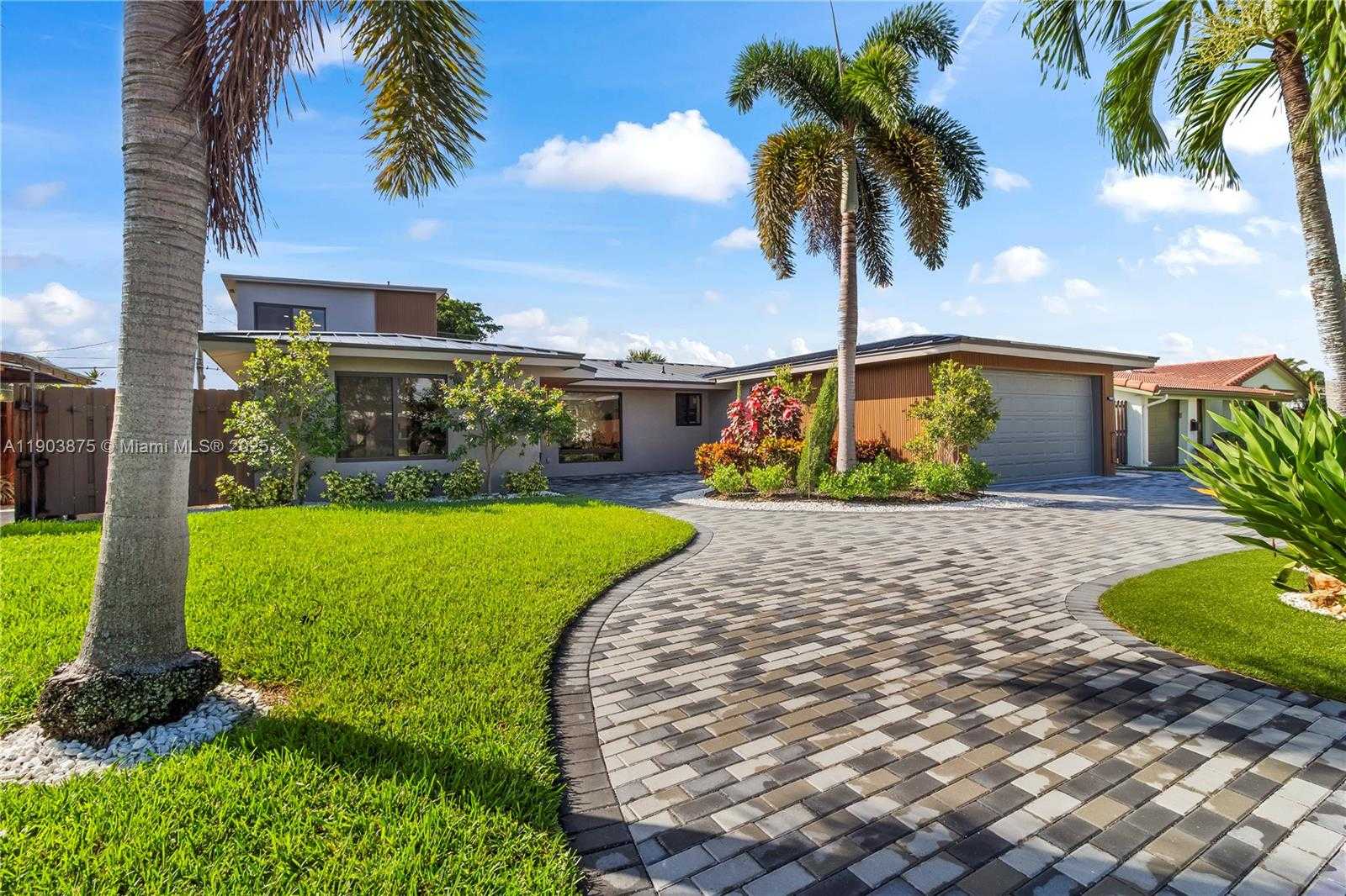 Small Image of 2108 NORTH EAST 63RD ST, Fort Lauderdale Number 31