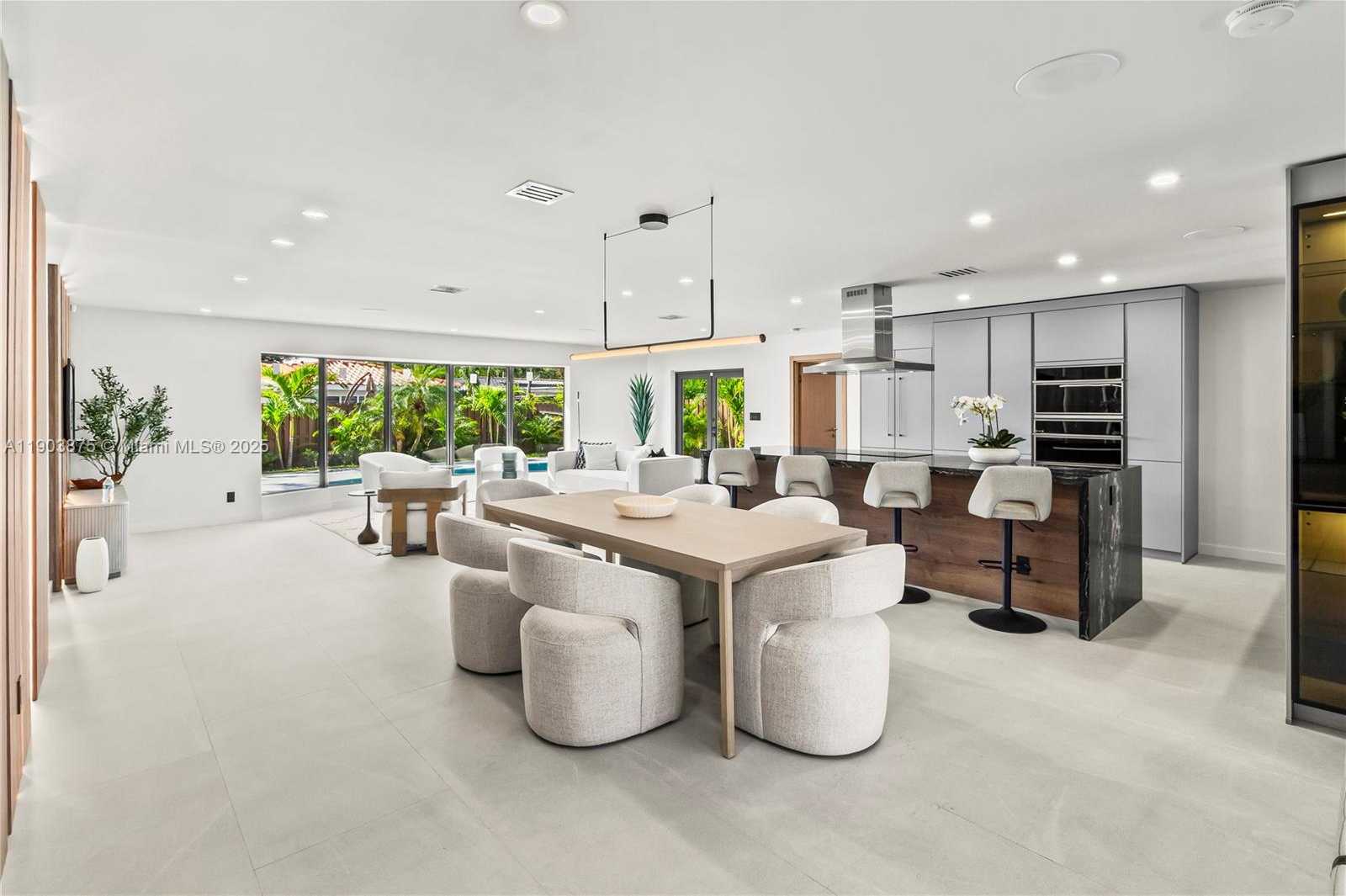 Small Image of 2108 NORTH EAST 63RD ST, Fort Lauderdale Number 4