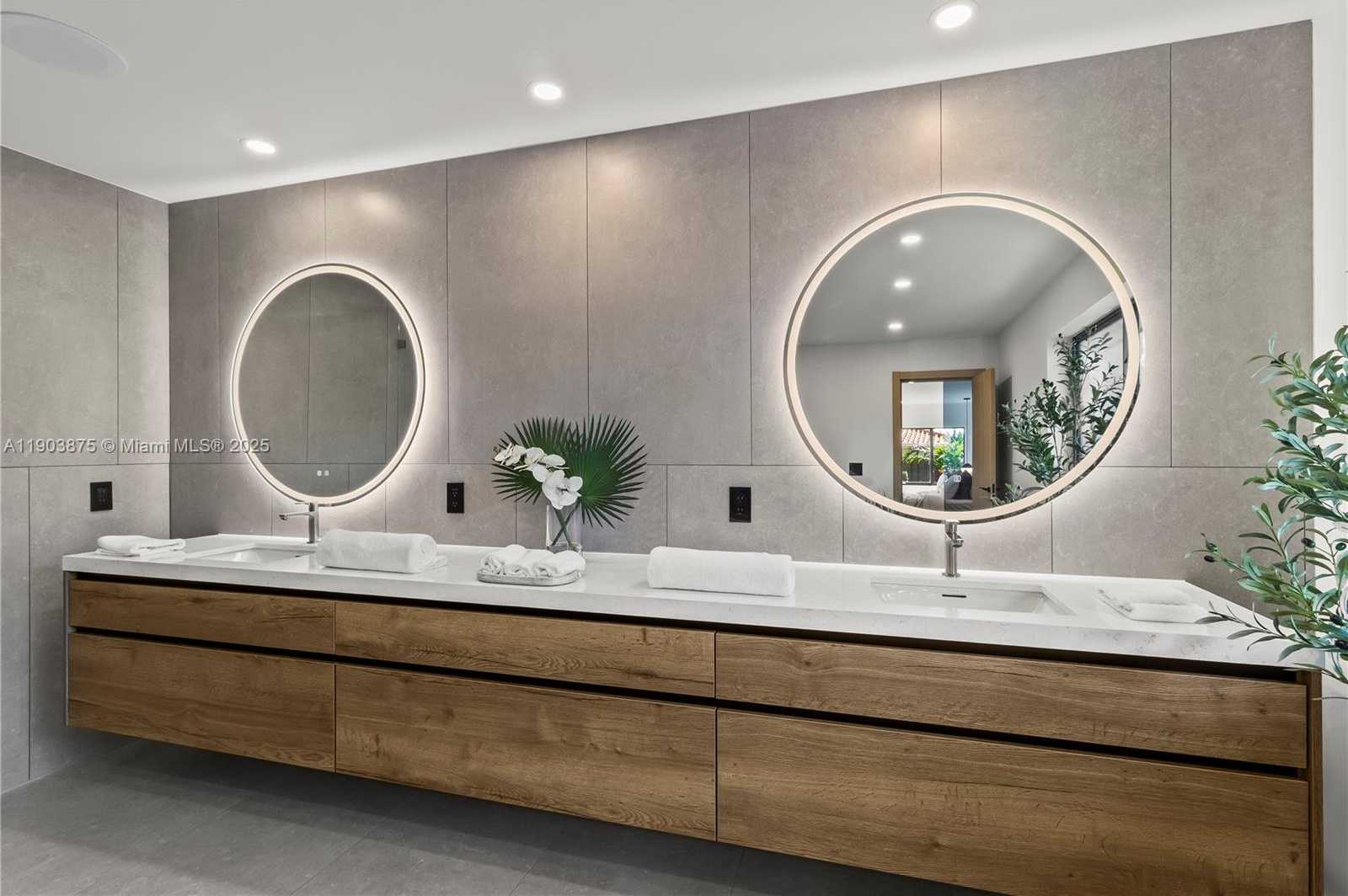 Small Image of 2108 NORTH EAST 63RD ST, Fort Lauderdale Number 62