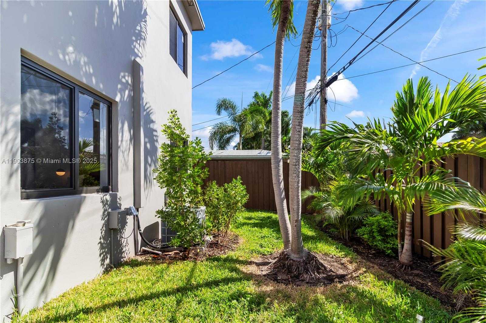 Small Image of 2108 NORTH EAST 63RD ST, Fort Lauderdale Number 80