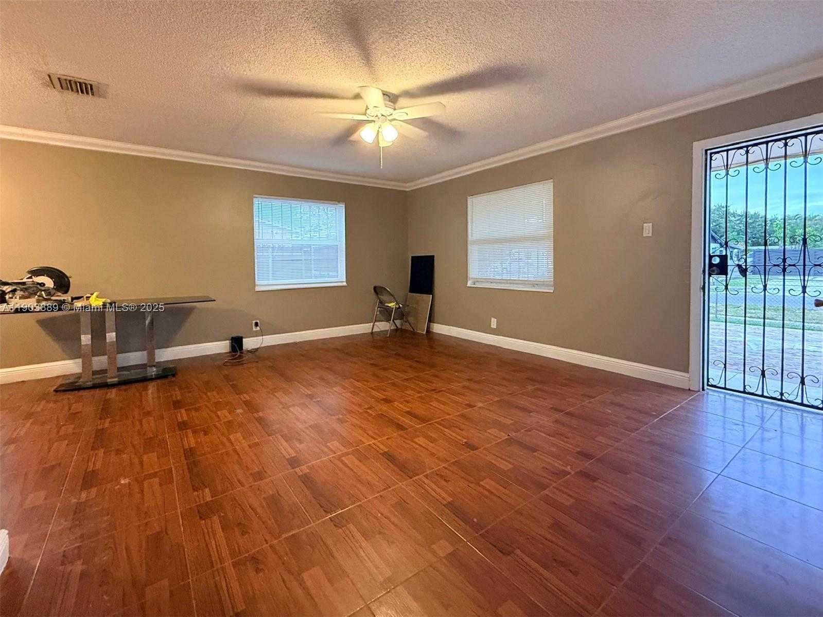 Small Image of 3834 NORTH WEST 209TH ST, Miami Gardens Number 10