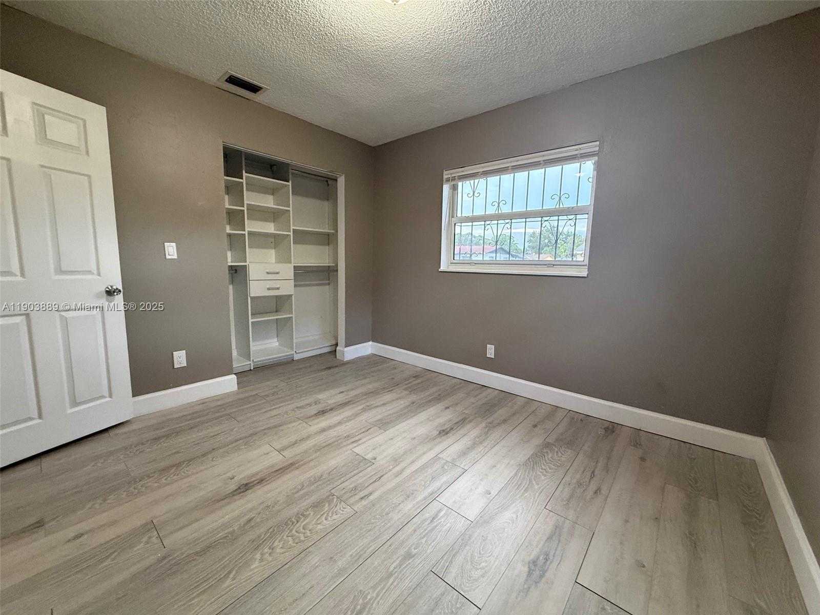 Small Image of 3834 NORTH WEST 209TH ST, Miami Gardens Number 19