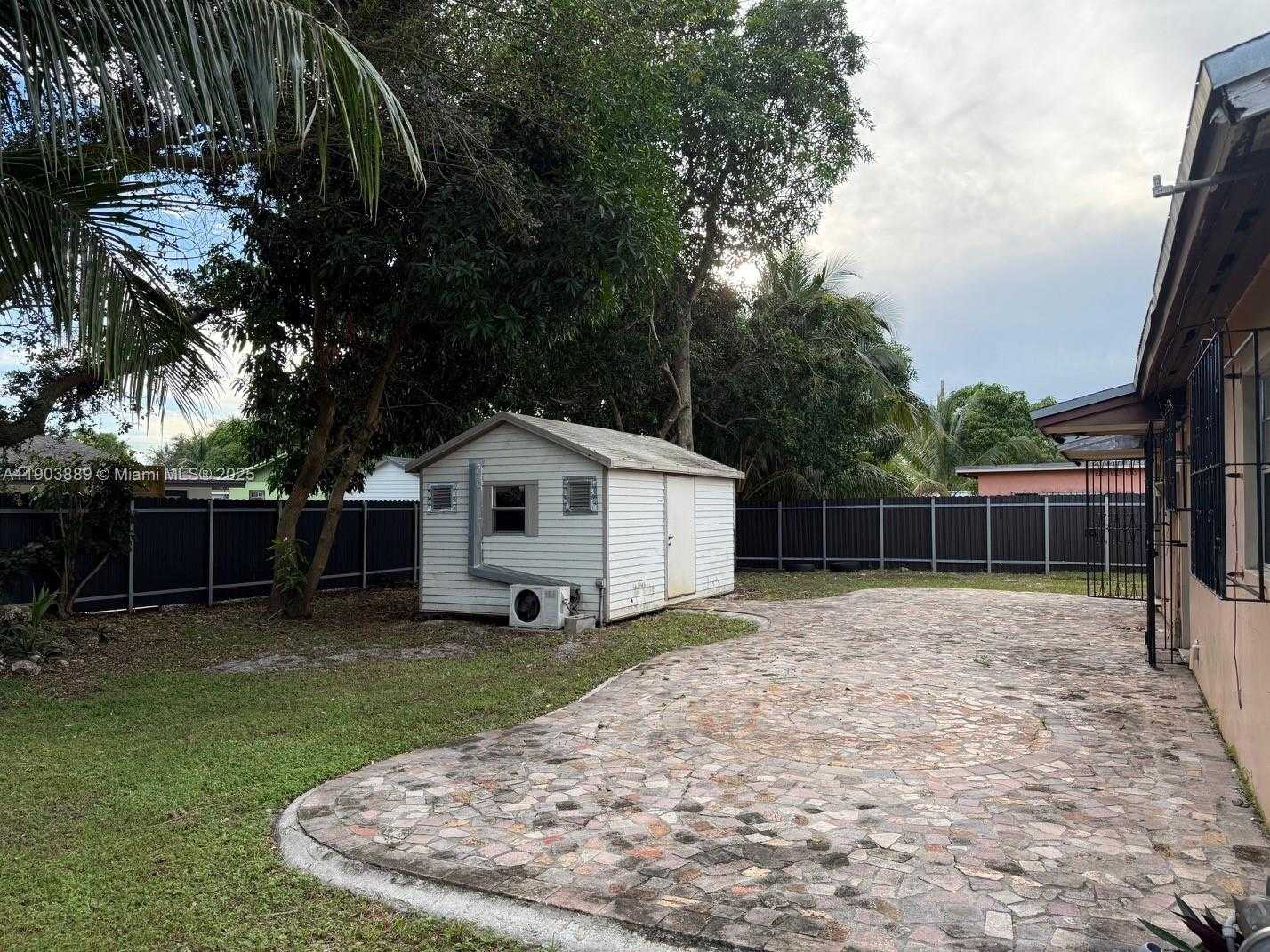 Small Image of 3834 NORTH WEST 209TH ST, Miami Gardens Number 29