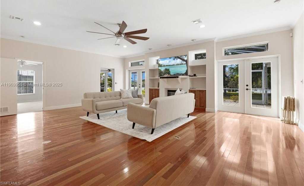 Small Image of 1261 RIVERBEND DR, Other City - In The State Of Florida Number 15