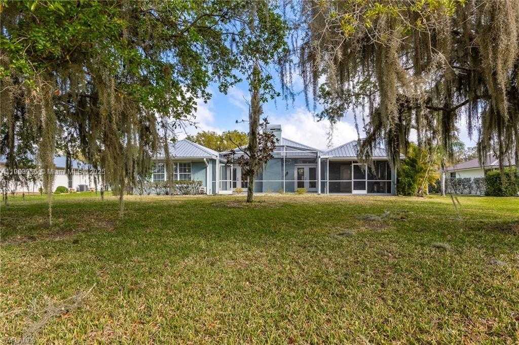 Small Image of 1261 RIVERBEND DR, Other City - In The State Of Florida Number 36