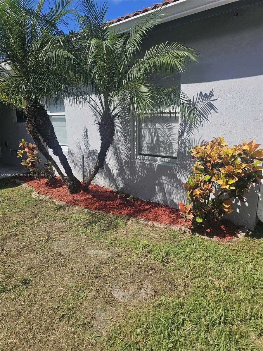 Small Image of 12800 SOUTH WEST 259TH ST, Homestead Number 3
