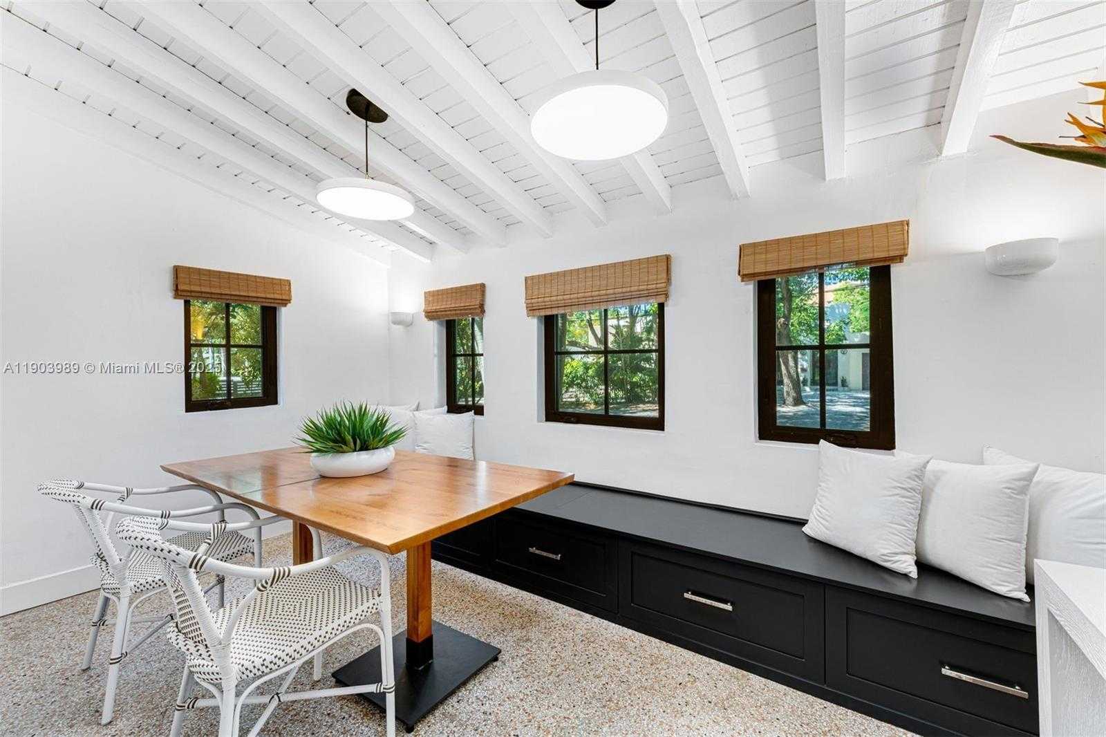 Small Image of 2530 ANDROS AVE, Miami Number 7