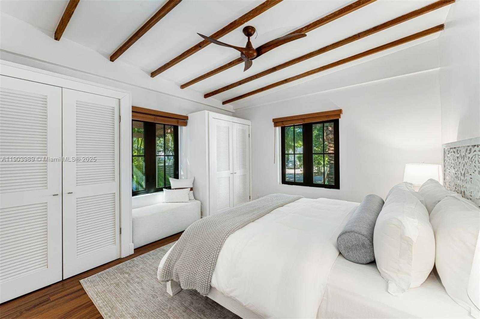 Small Image of 2530 ANDROS AVE, Miami Number 8